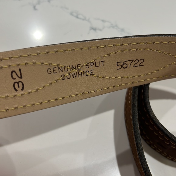 Chambers Arizona cowhide belt - Picture 3 of 8